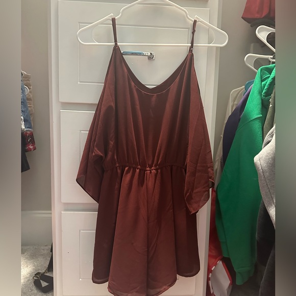 Romper - Picture 2 of 4